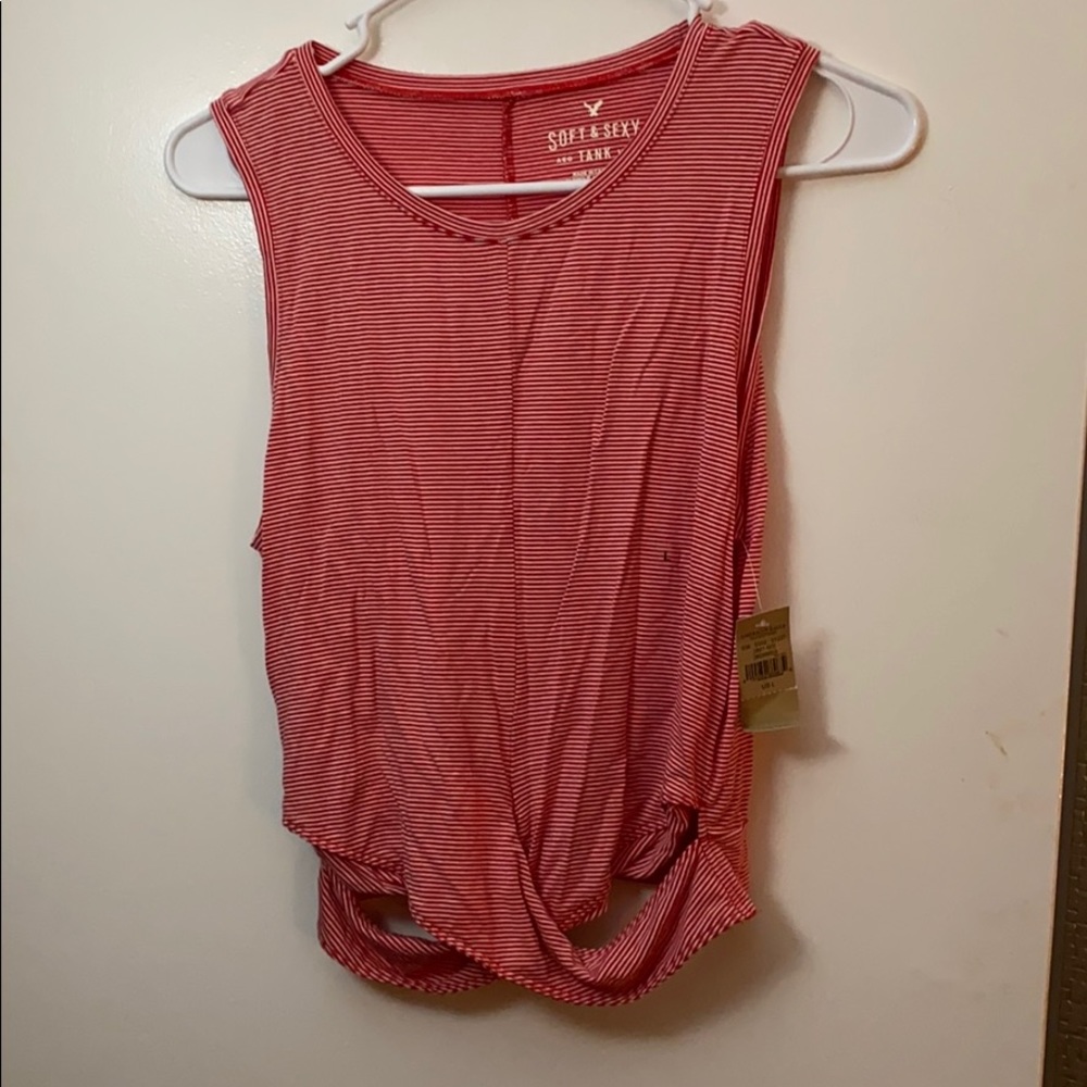 NWT! Never worn red striped crop top w/twist front